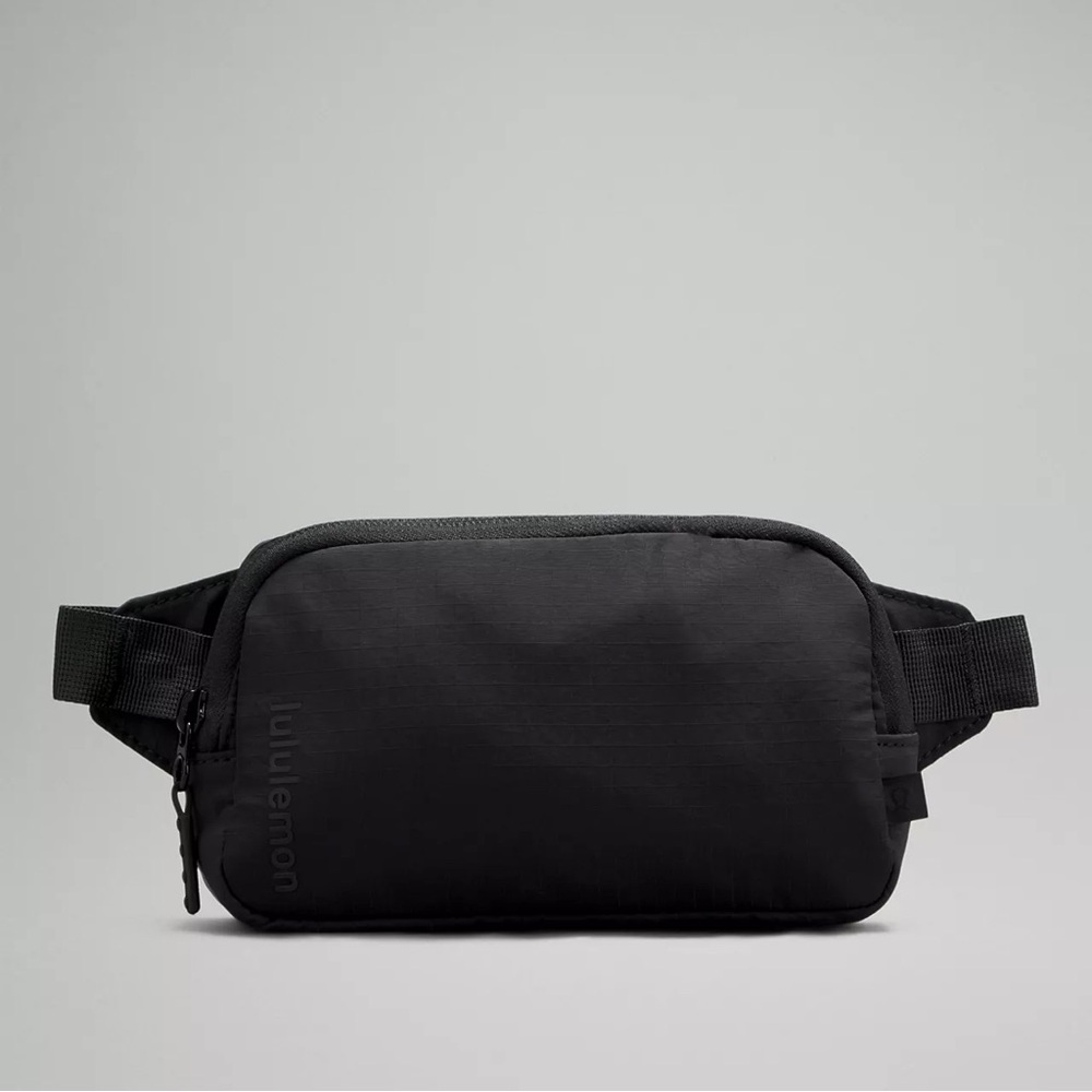 MINI lululemon belt bag